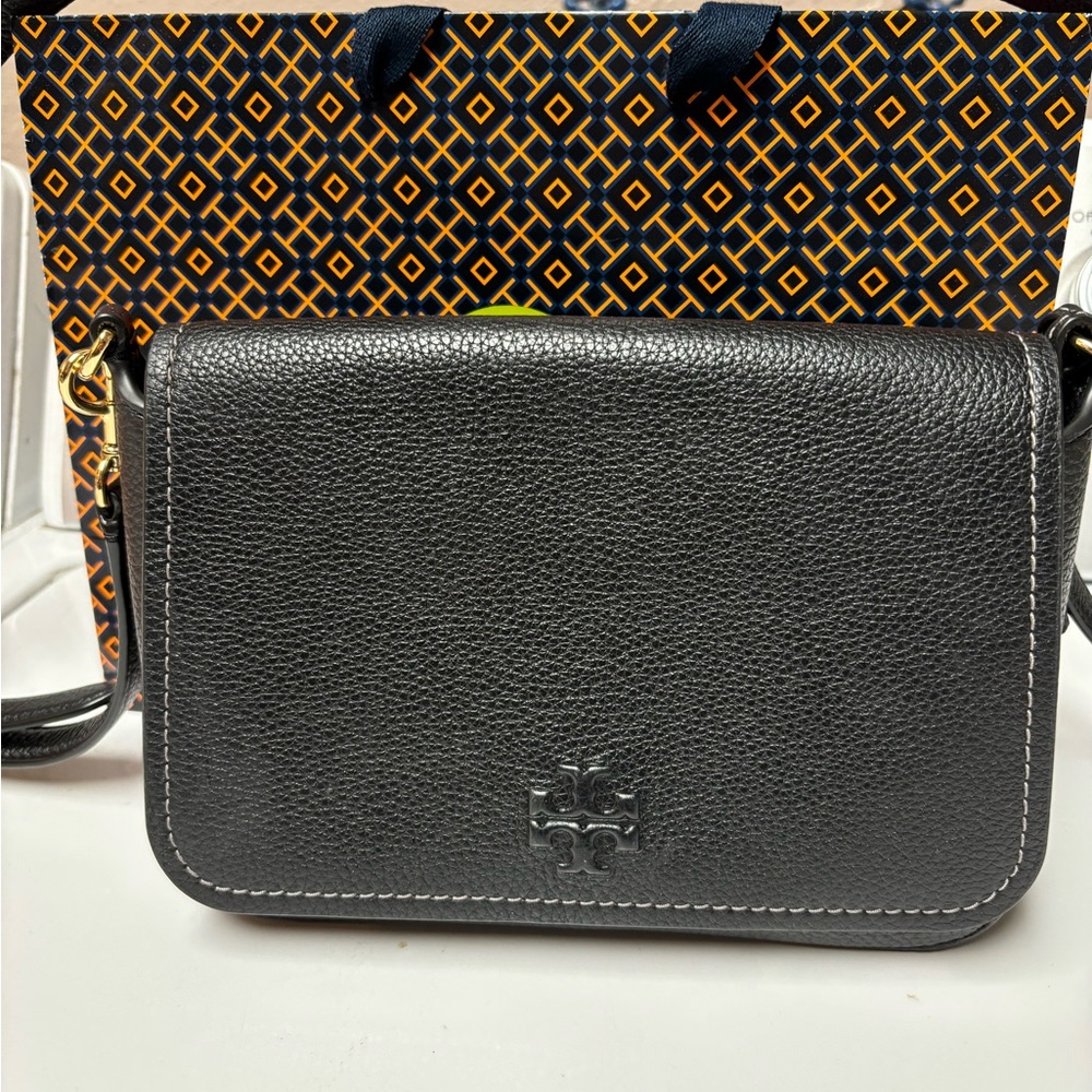 Tory Burch Thea pebble leather crossbody bag/purse Blue
